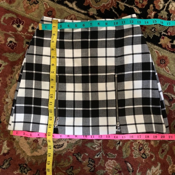 Plaid A-Line Miniskirt Black and White Corpcore Office Siren Women's Small - Picture 8 of 8